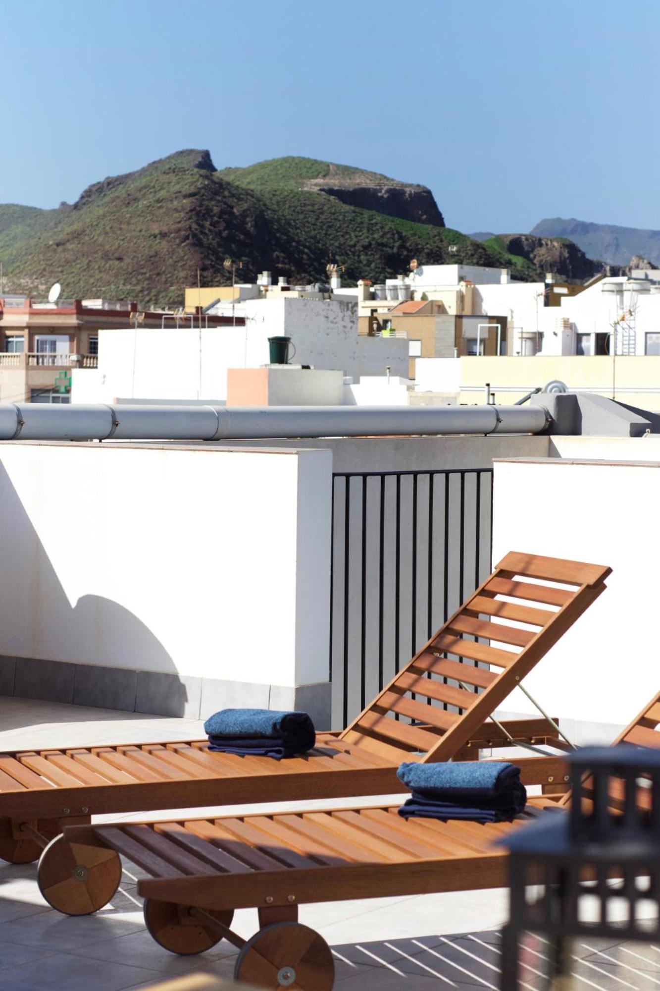 Apartamentos A 10 Minutos Del Aeropuerto Carrizal 외부 사진