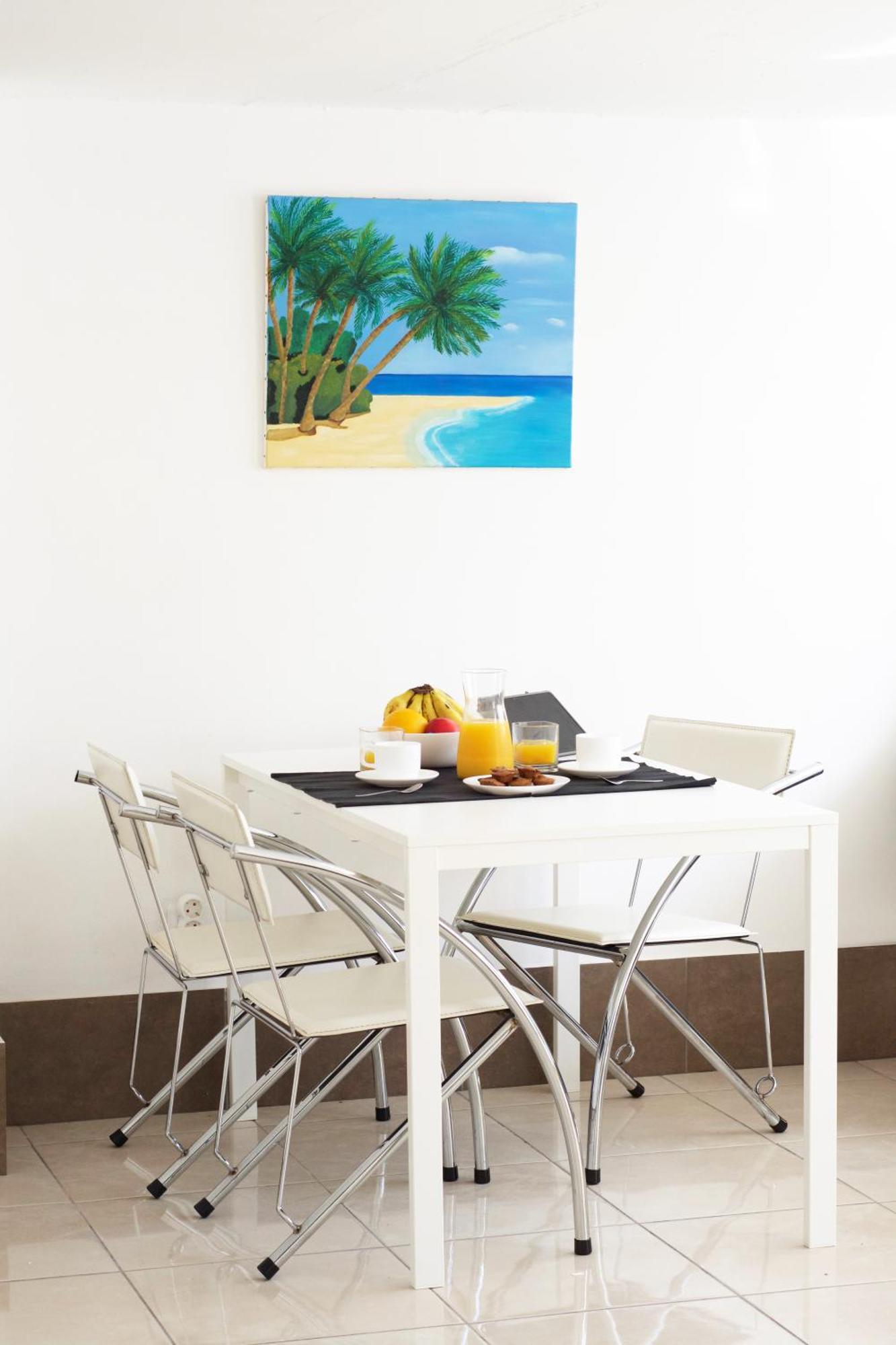 Apartamentos A 10 Minutos Del Aeropuerto Carrizal 외부 사진
