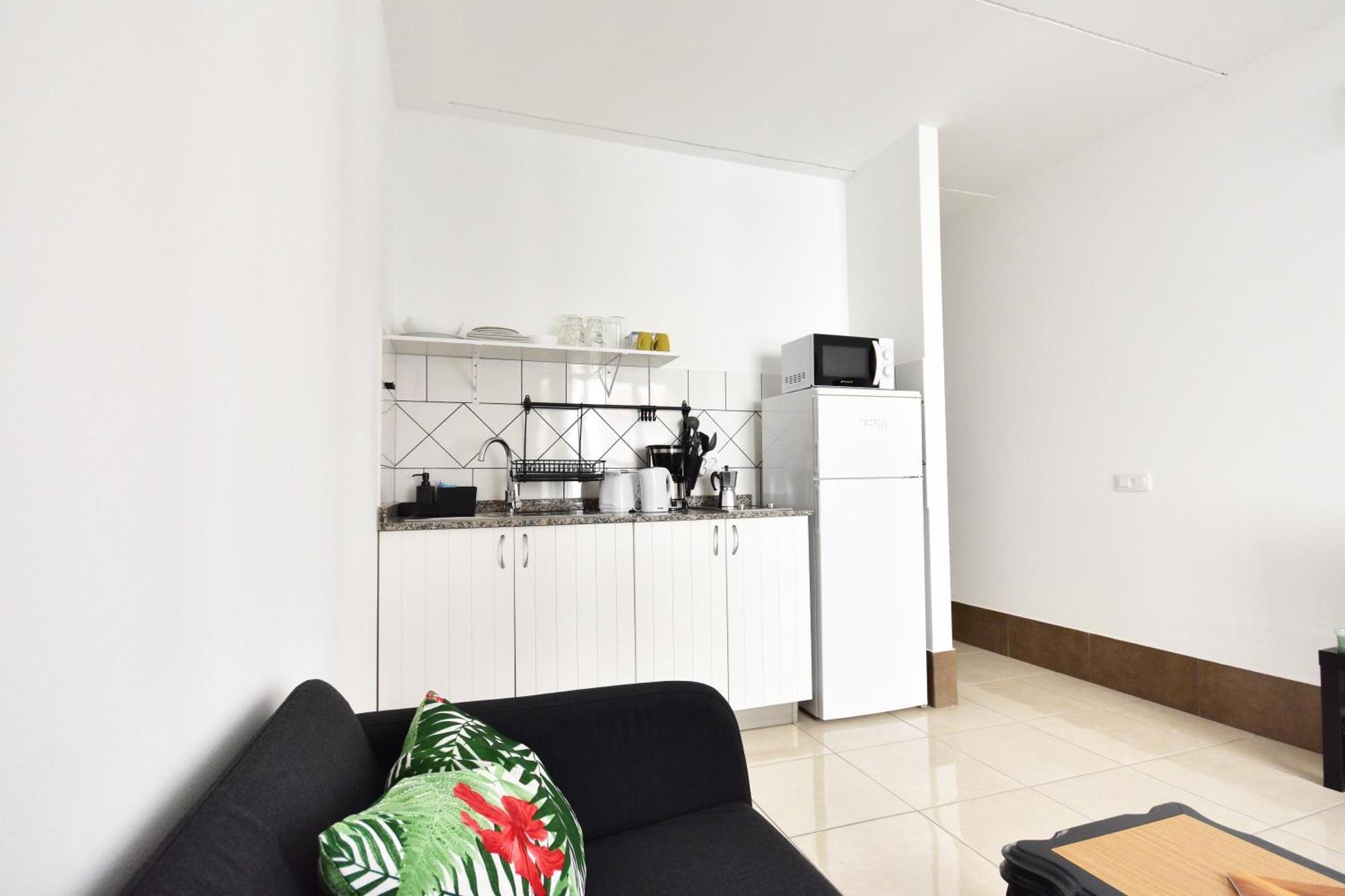 Apartamentos A 10 Minutos Del Aeropuerto Carrizal 객실 사진